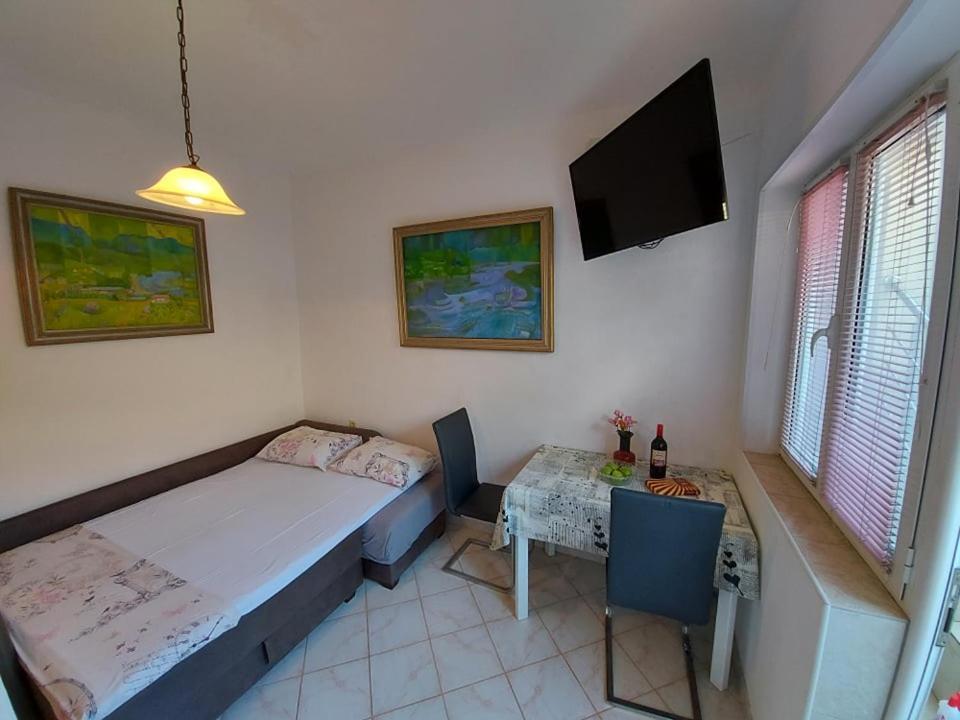 Guest House Ivana Ίγκαλο Εξωτερικό φωτογραφία